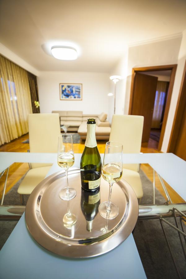 Business Class Apartment Cluj-Napoca Luaran gambar